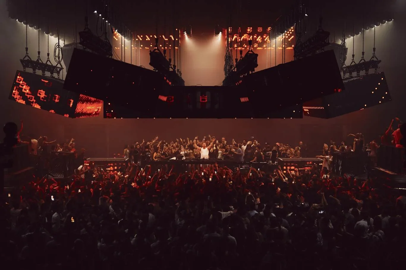UNVRS Ibiza — David Guetta